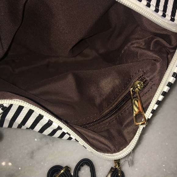 βSOLDβ Folli Follie NIB Urban Stripe Tote,Pouch & Dustbag - Picture 4 of 16